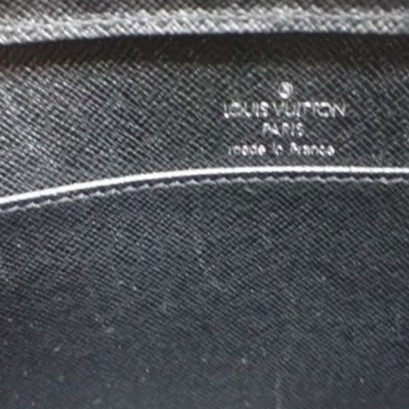 Authentic LOUIS VUITTON Baikal Slate - Picture 4 of 8